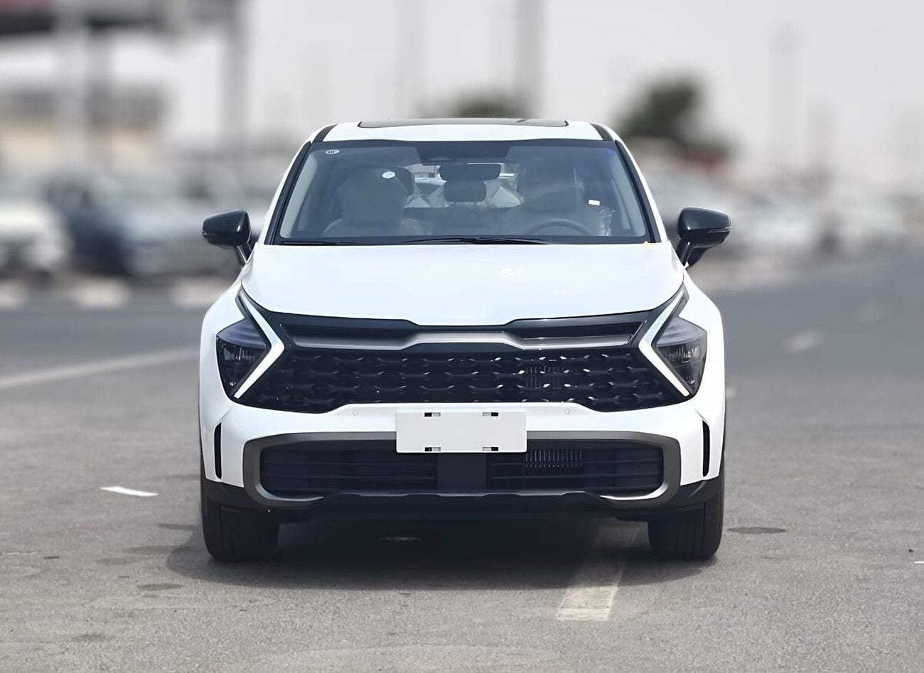 كيا سبورتيج DLX 2025 KIA SPORTAGE 1.5L PREMIUM PETROL FULL OPTION WITH POWER SEAT,WIRELESS CHARGER,POWER TRUNK,3