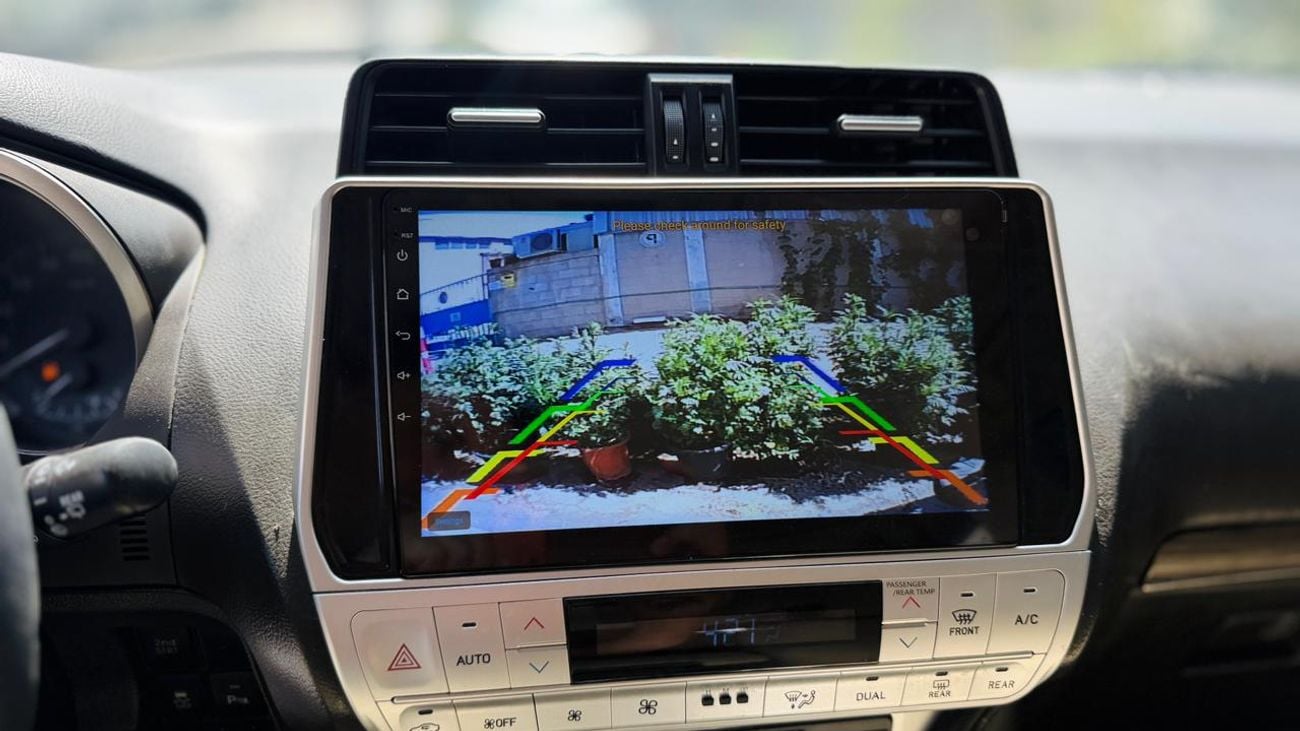 Toyota Prado 2011| 2.7L PETROL | AT TRANSMISSION | LEFT HAND DRIVE | REAR HEADREST LCD SCREEN | BACK TRIE | PREMI