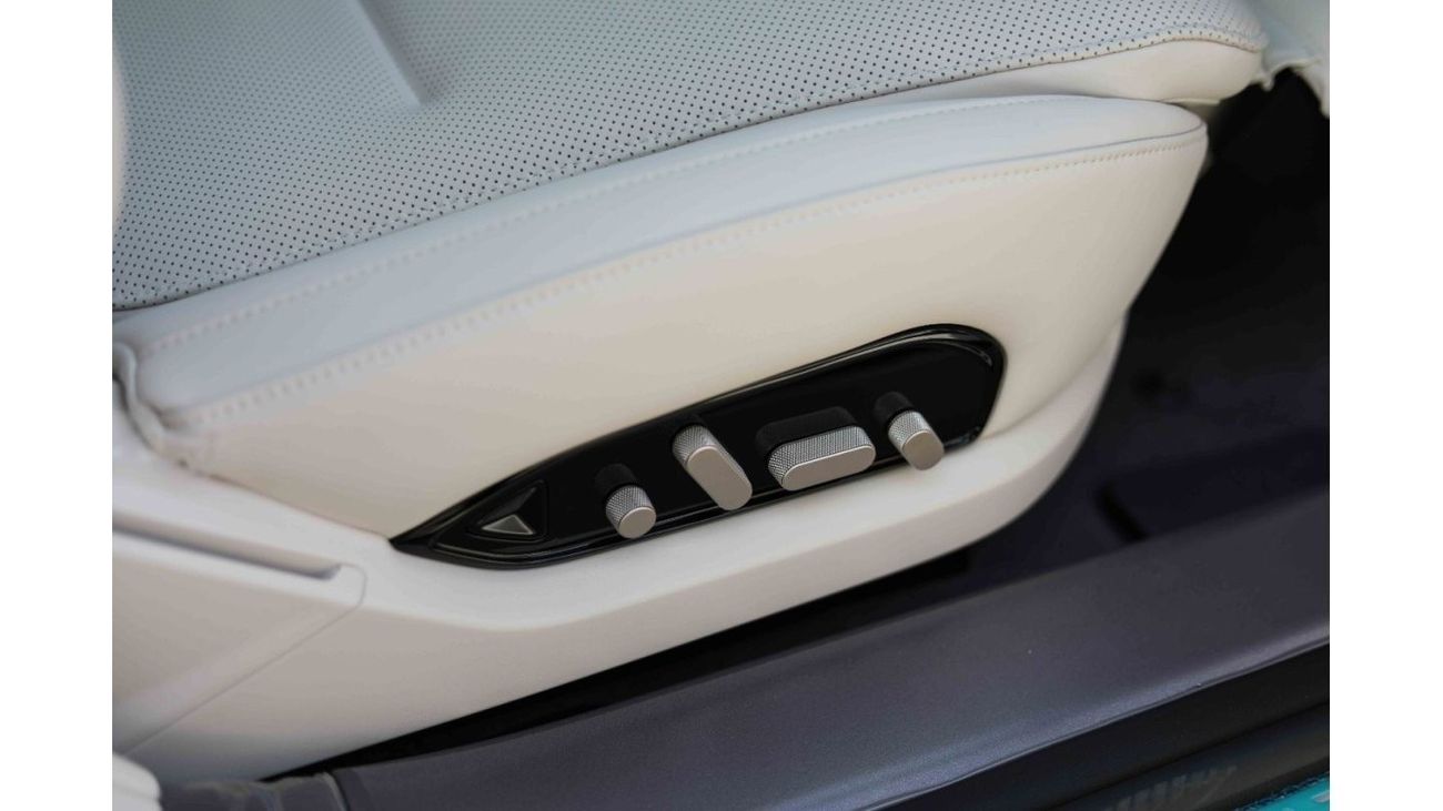 Avatr 12 2024 AVATR 12 PERFORMANCE VERS - White inside PURPLE WHITE | Export Only