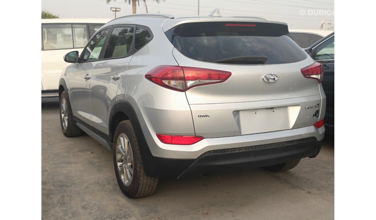 Hyundai Tucson 2.0L Petrol, Driver Power Seat / Leather Seats (CODE # 54094)