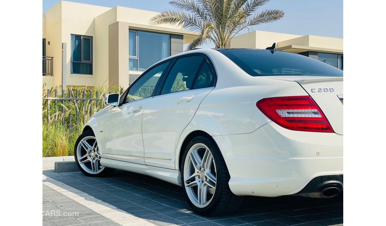 Mercedes-Benz C200 Mercedes- Benz C200 || GCC || V4 || Very Well Maintained