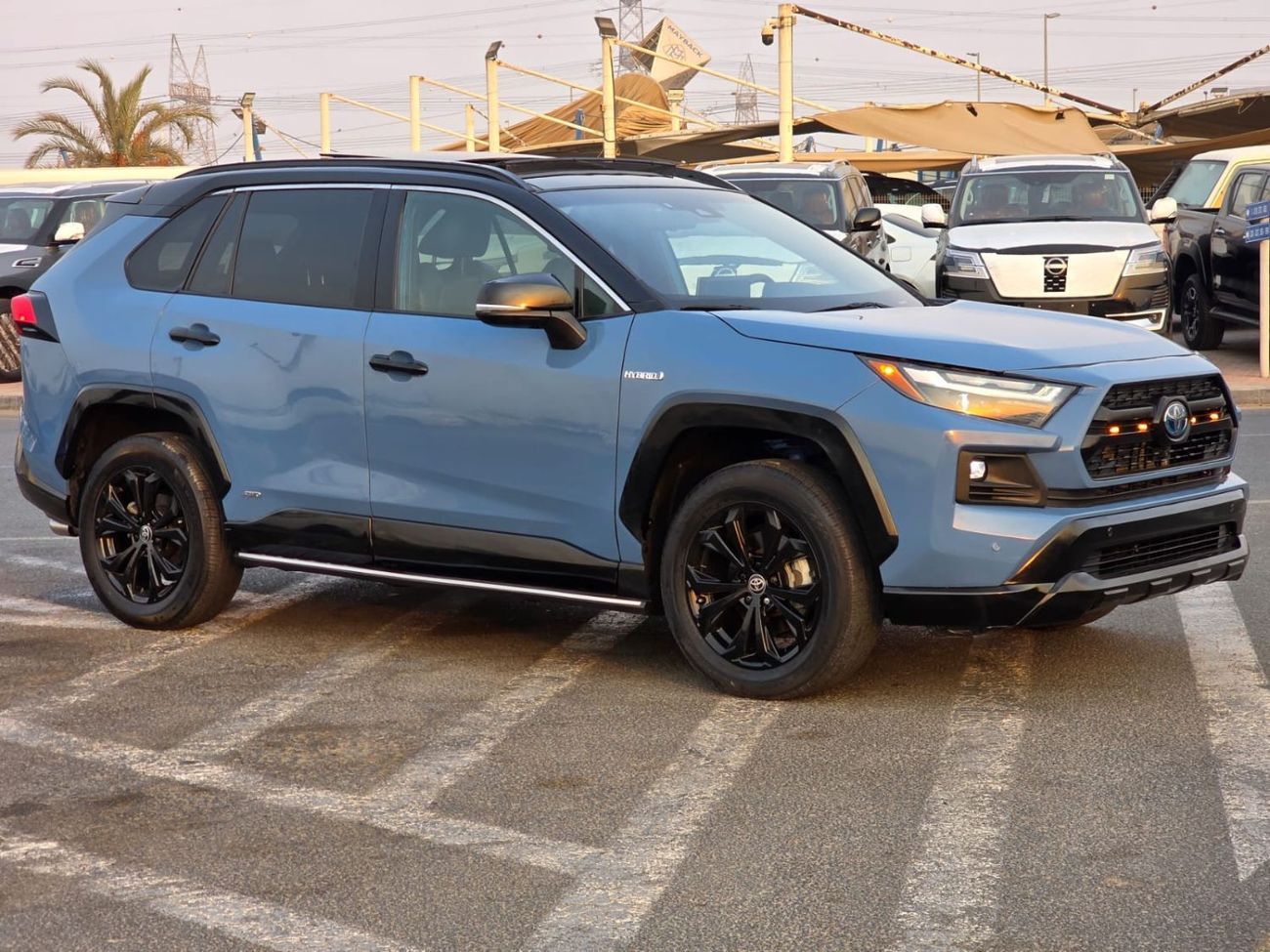 تويوتا راف ٤ 2.5L XSE hybrid