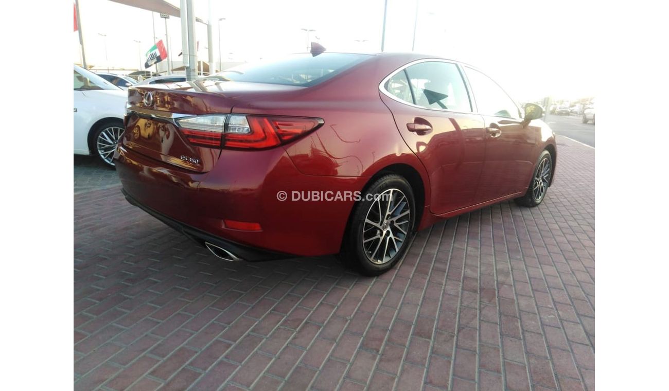 لكزس ES 350 لكزس أي أس 350 2017 فل مواصفات بحاله ممتازه جدا