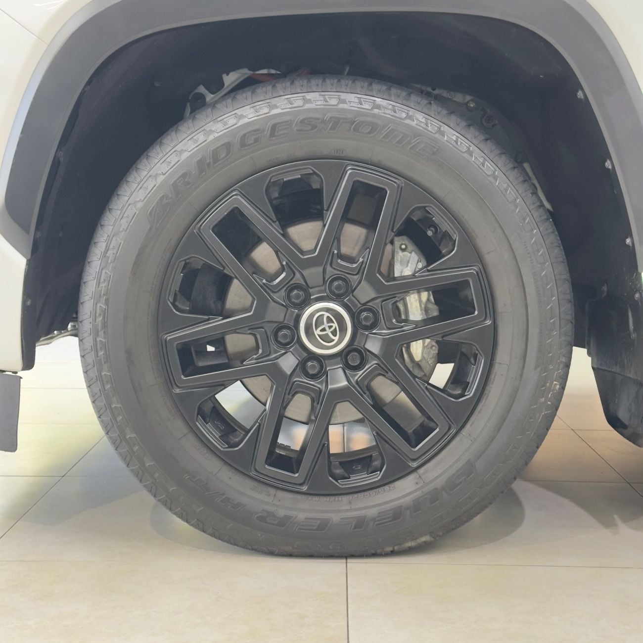 Toyota Sequoia HYBRID (NON GCC) 3.5L hybrid