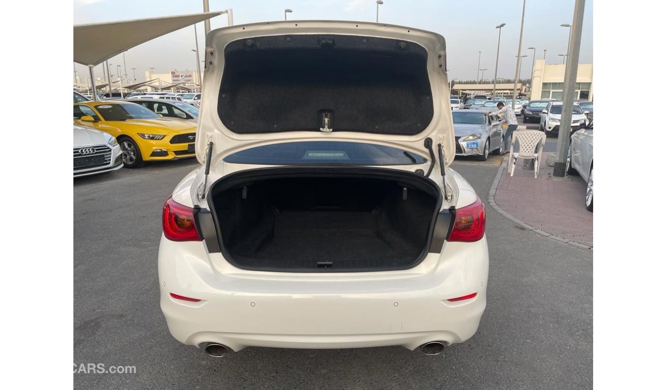 إنفينيتي Q50 بريميوم