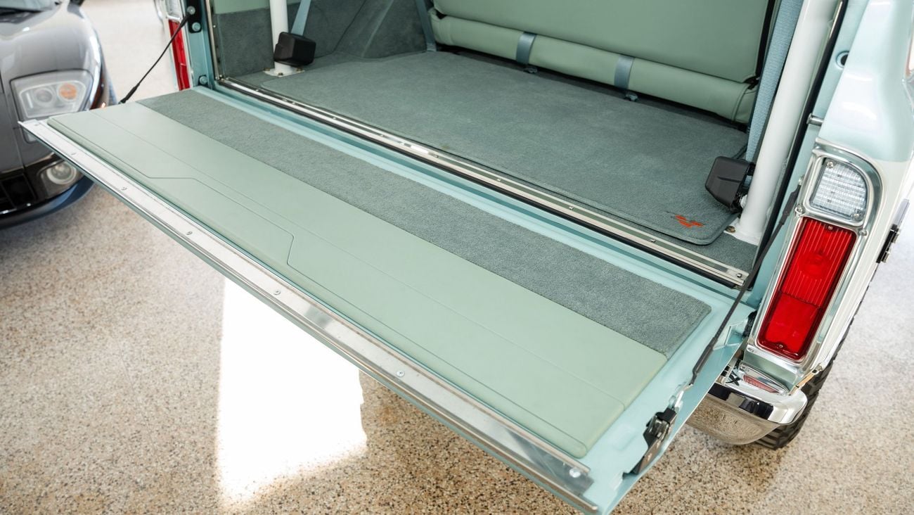 شيفروليه بليزر K5 Velocity Restorations LT1 10 Speed Pro Touring Restomod