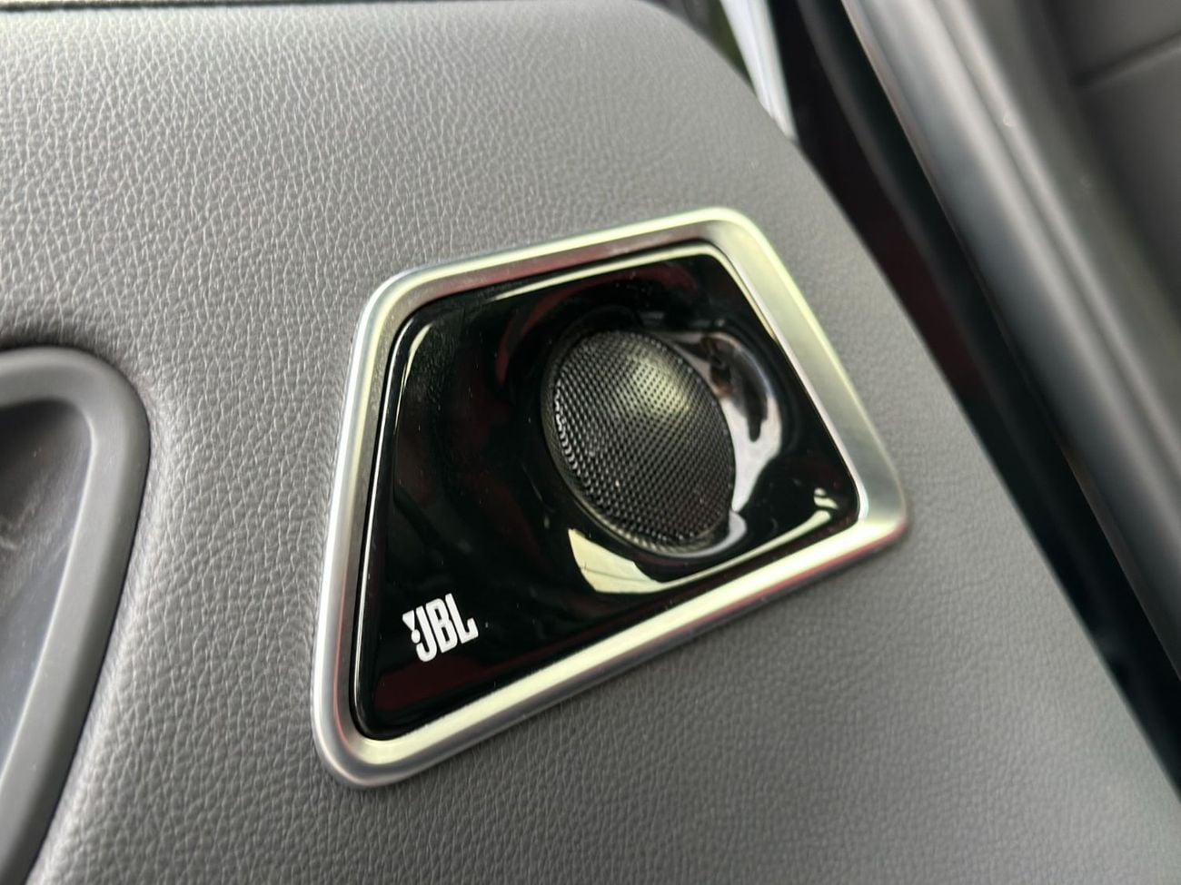 Toyota Land Cruiser VXR | Brand New | Only For Export