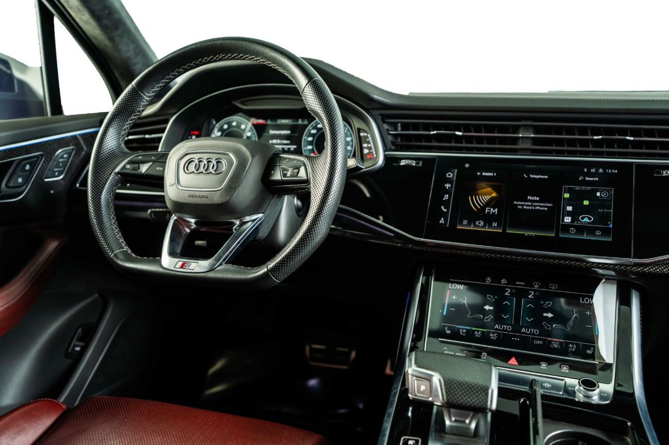 Audi SQ7 Al Nabooda Warranty-Full Service History-Black Styling Package