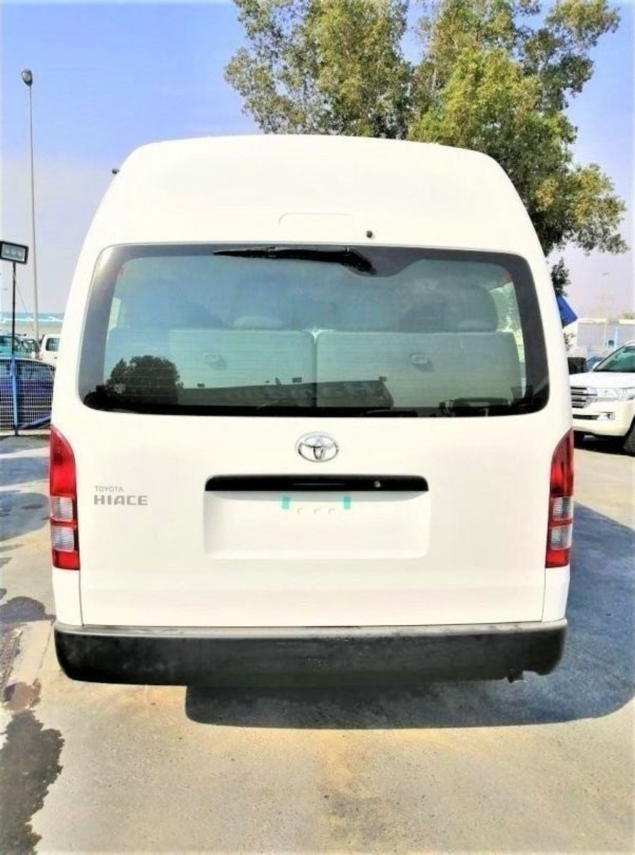 Toyota Hiace 2.5 engine // 2023 model