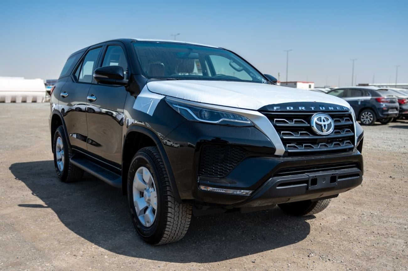 تويوتا فورتونر 2.7L Petrol | 4 Cylinder | Automatic