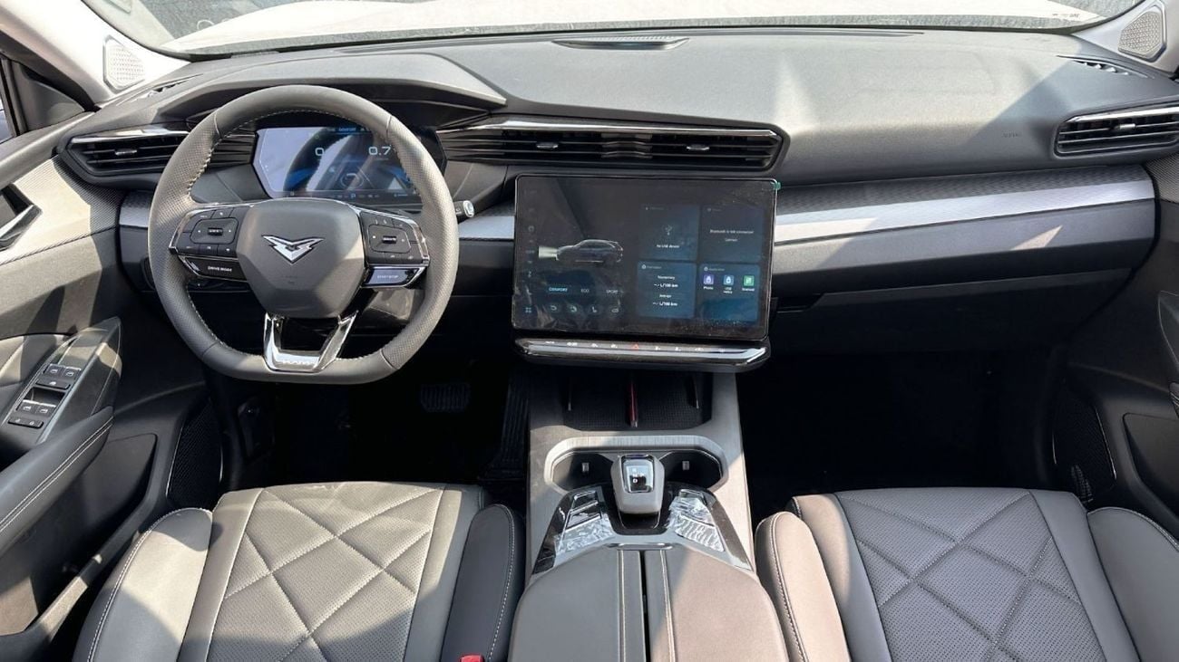 Kaiyi X7 1.6T-Flagship-VERSION-7-SEATS-AT