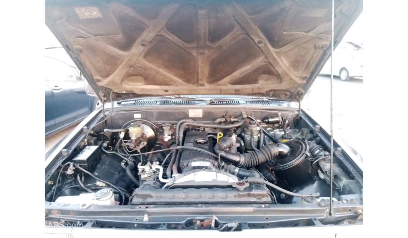 تويوتا هيلوكس TOYOTA HILUX PICK UP RIGHT HAND DRIVE (PM972)