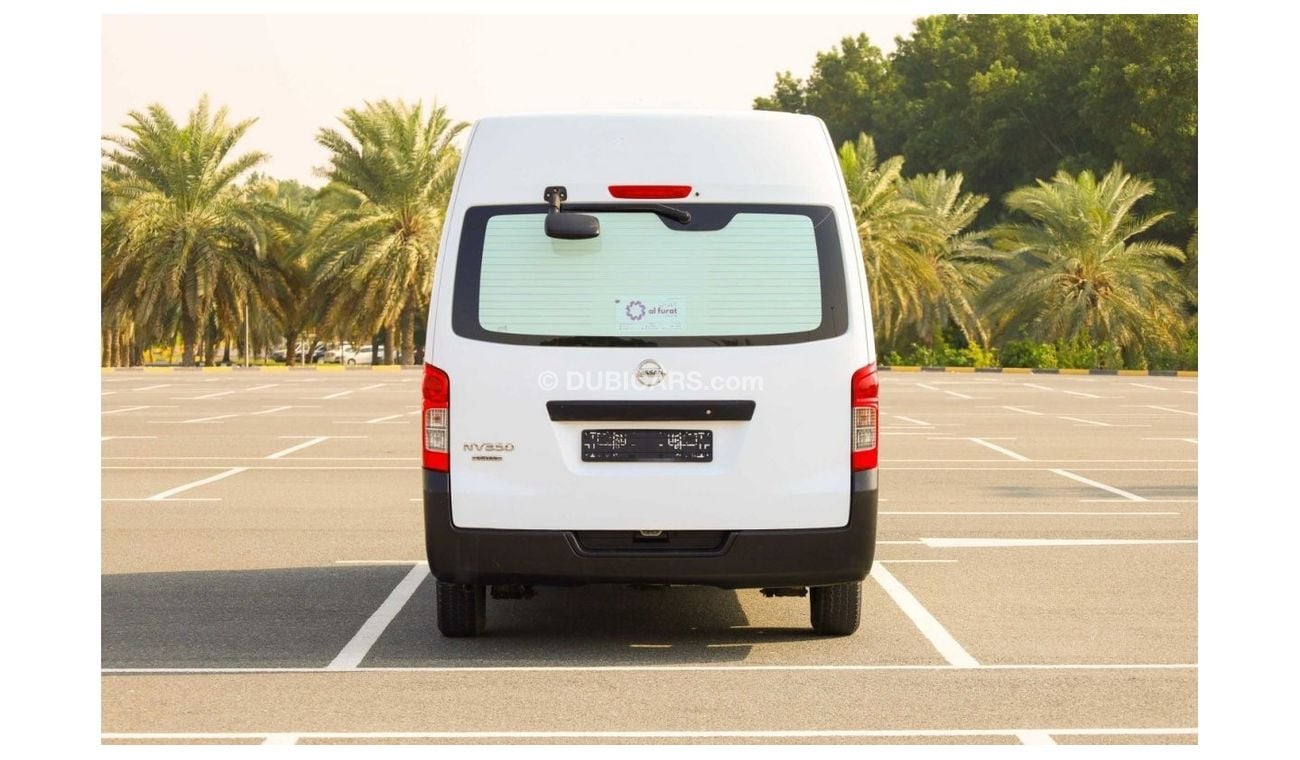 نيسان أورفان لوحة فان  سقف عالي 2015 NV350 2.5L RWD Petrol M/T - Chiller Van - GCC Specs - Ready to Drive