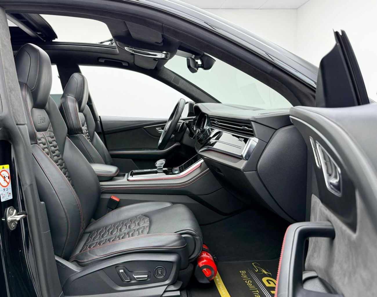 أودي RSQ8 TFSI quattro 4.0L