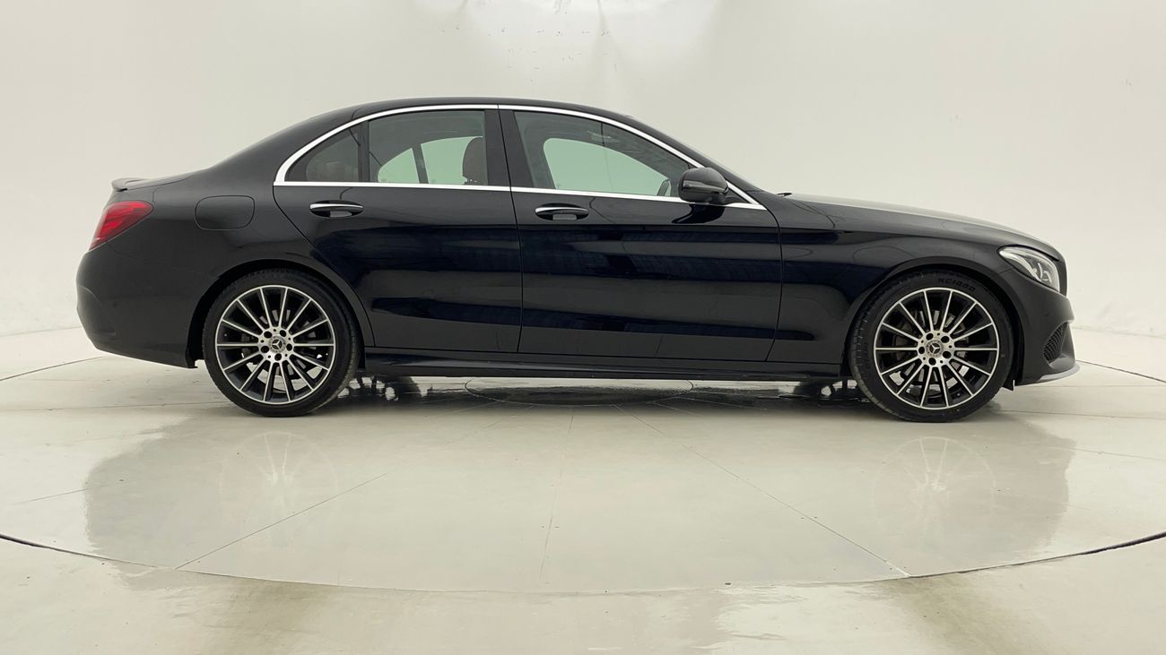 Mercedes-Benz C 200 AMG SPORT PACKAGE 2 | Zero Down Payment | Free Home Test Drive