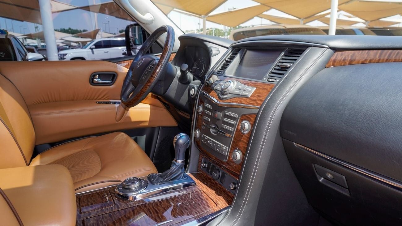 Nissan Patrol Platinum LE V8