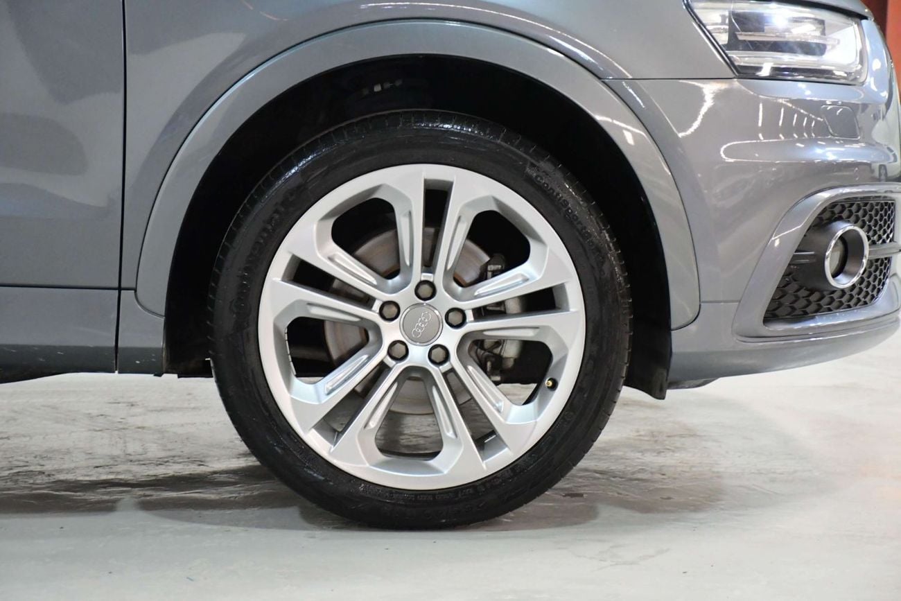 أودي Q3 40 TFSI S-لاين