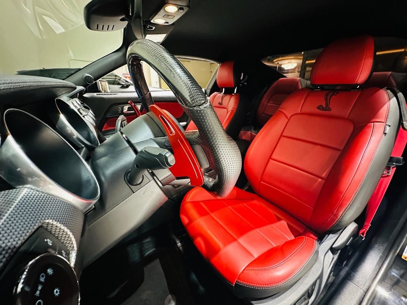 Ford Mustang GT Premium 5.0L V8