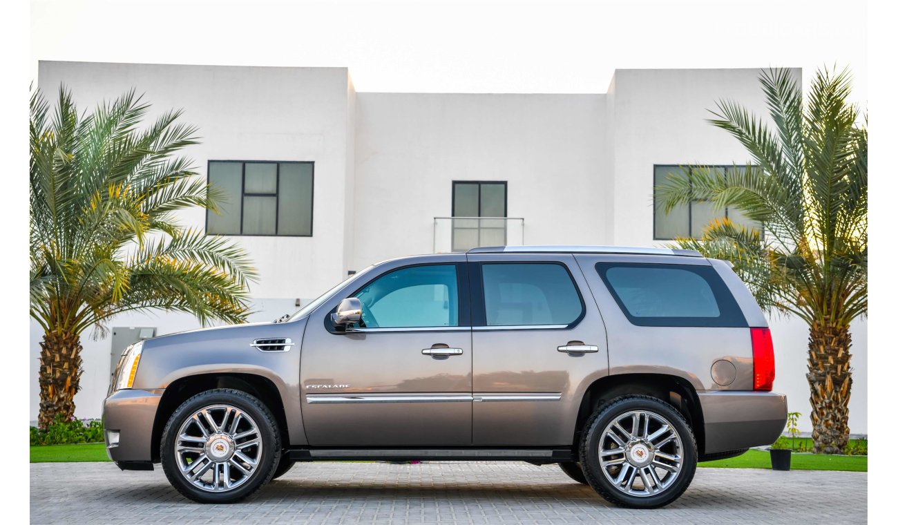 Cadillac Escalade 6.2L V8 Platinum - 2014 - 2 Years Warranty!  - AED 1,610 PER MONTH - 0% DOWNPAYMENT