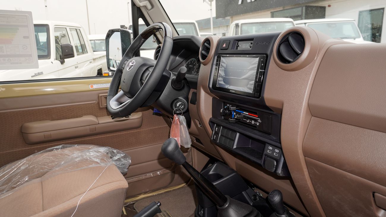 تويوتا لاند كروزر بيك آب LX 4.5 L d V8