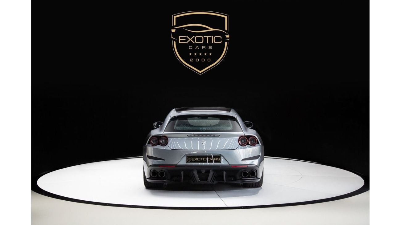 فيراري جي تي سي 4  لوسو Ferrari GTC4LUSSO T V8