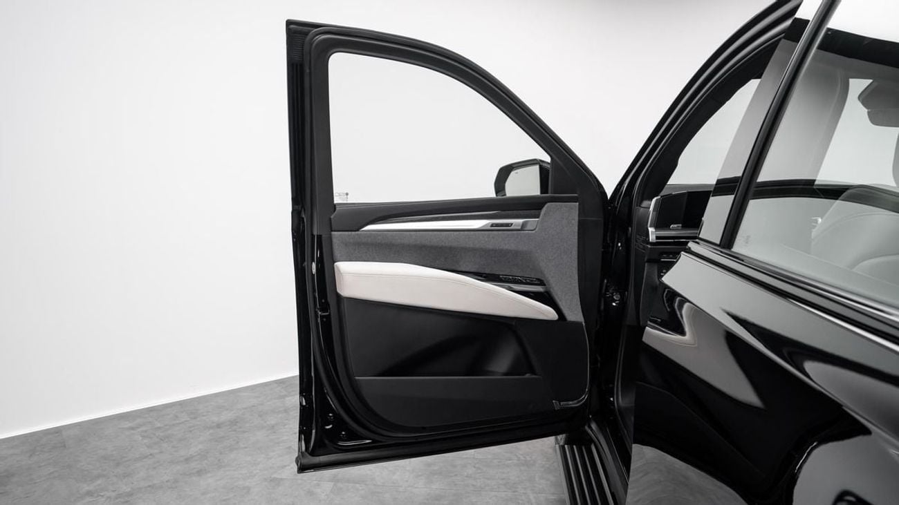 كاديلاك إسكالاد V - 2025 - GCC Specs - Under Warranty