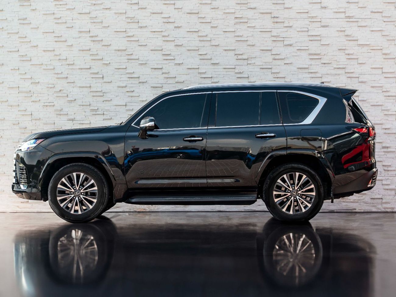 Lexus LX 600 Prestige 3.5L ( CYL)