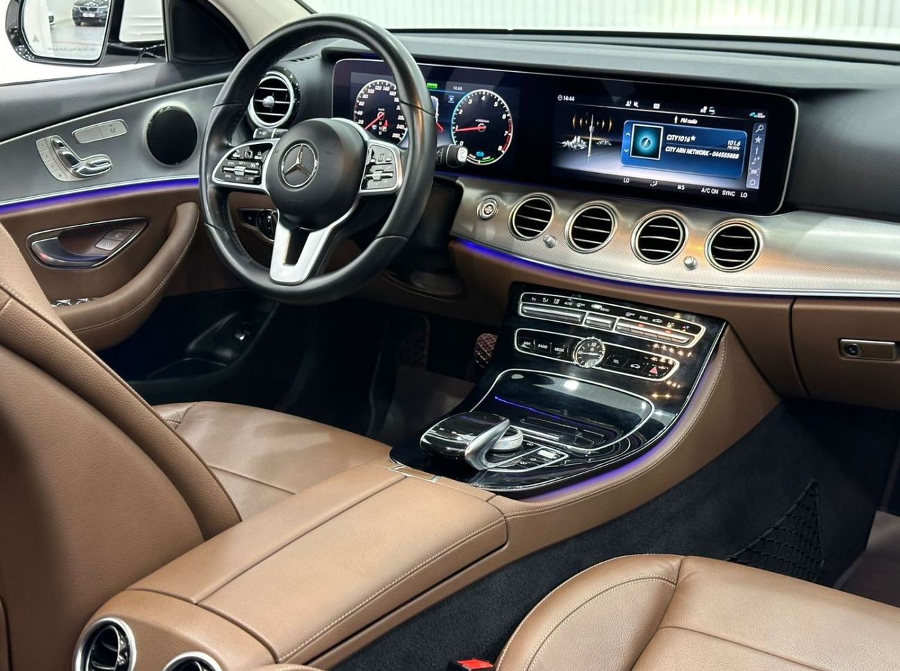 مرسيدس بنز E 350 Std 2019 Mercedes Benz E350 AMG, Warranty, Full Service History, Full Options, GCC