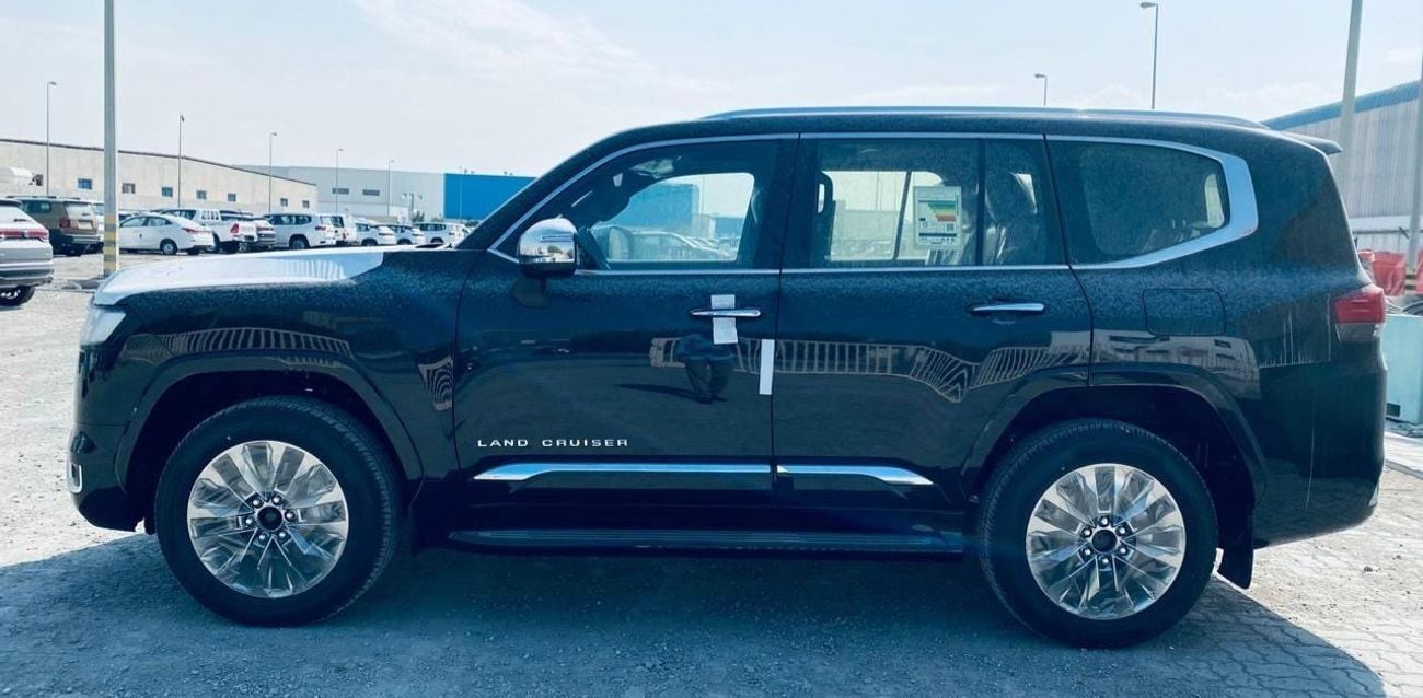 Toyota Land Cruiser TOYOTA LC300 VXR 3.5L TT PETROL 2026 MODEL GCC