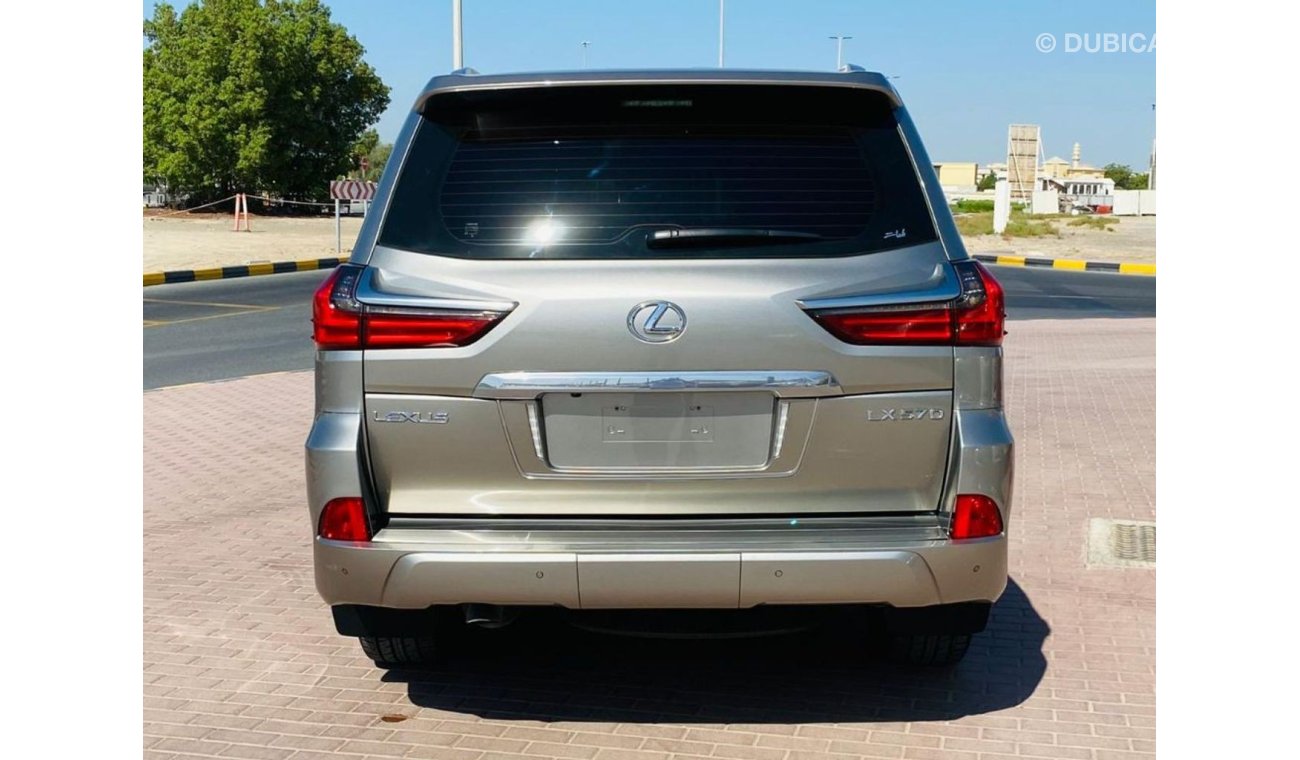 Lexus LX570