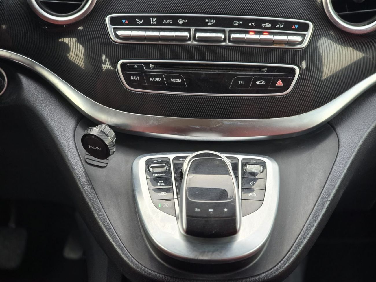 مرسيدس بنز V 250 اكسكلوسيف