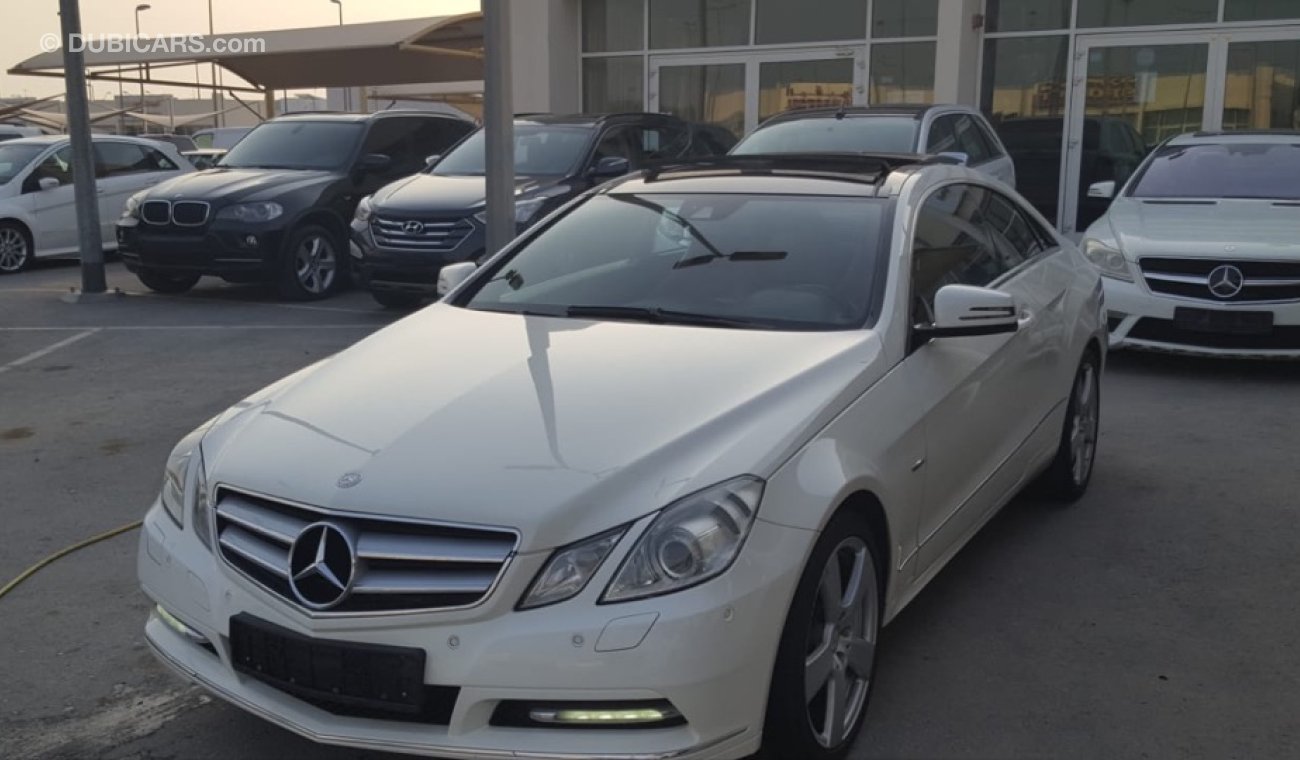 Mercedes-Benz E 250 2012 GCC car prefect condition full service full option low mileage