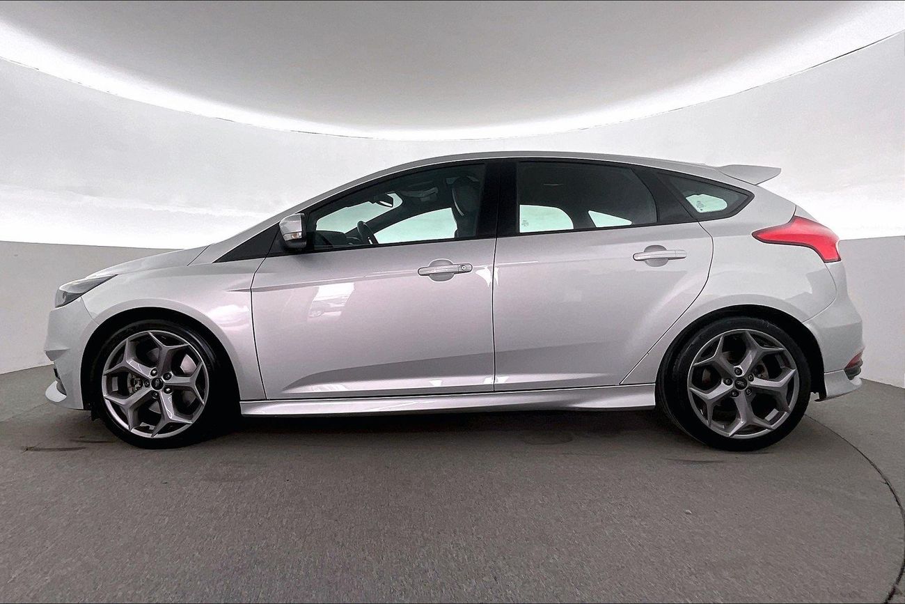 فورد فوكاس ST | شامل الضمان | 0 ﺪﻔﻋﺓ ﺃﻮﻟﻯ