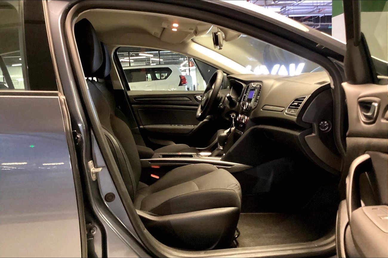 Renault Megane PE | Carnival Sale • UP TO AED 20,000 OFF | Guaranteed Warranty | 0 Down Payment