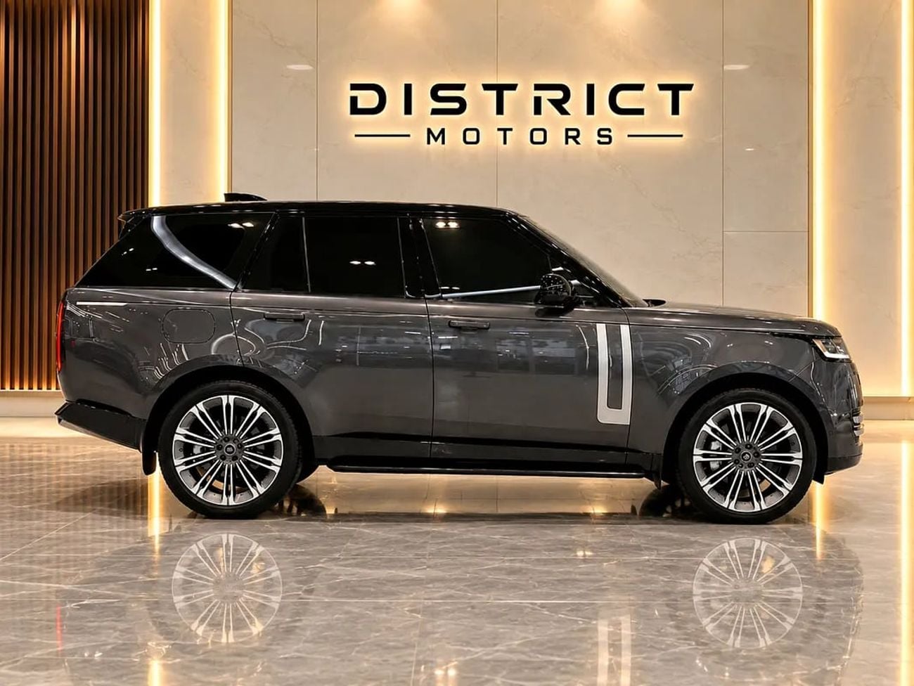 Land Rover Range Rover HSE P530 | GCC Specs | Warranty