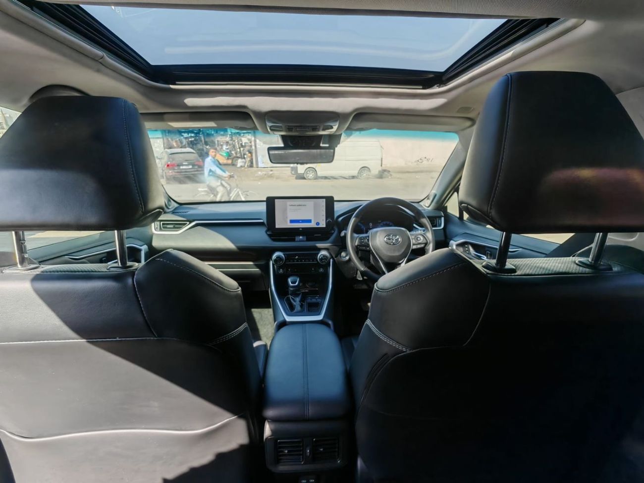 Toyota RAV4 2.5L (2WD) VX