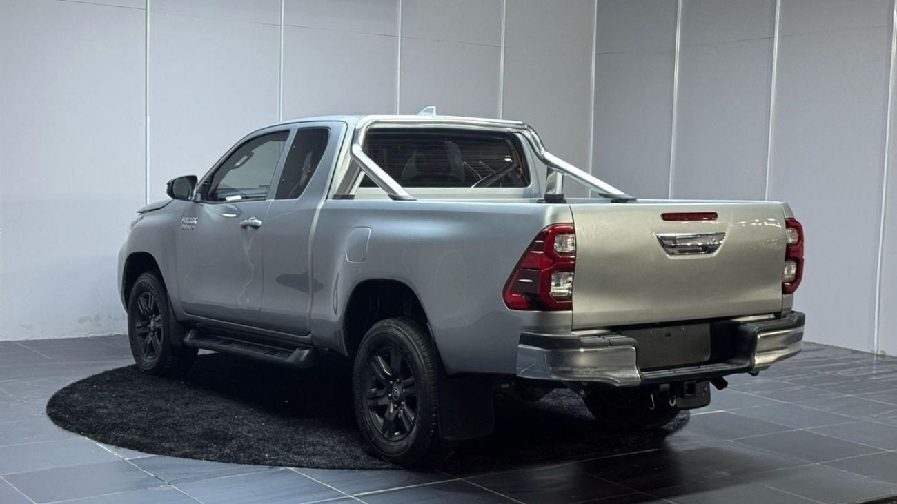 تويوتا هيلوكس HILUX SMART CABIN (1.5) MANUAL DEISEL