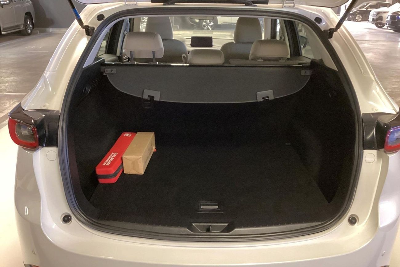 مازدا CX5 GL | شامل الضمان | 0 ﺪﻔﻋﺓ ﺃﻮﻟﻯ | عرض فلاش 11.11 + هدايا مجانية بقيمة 2000 درهم