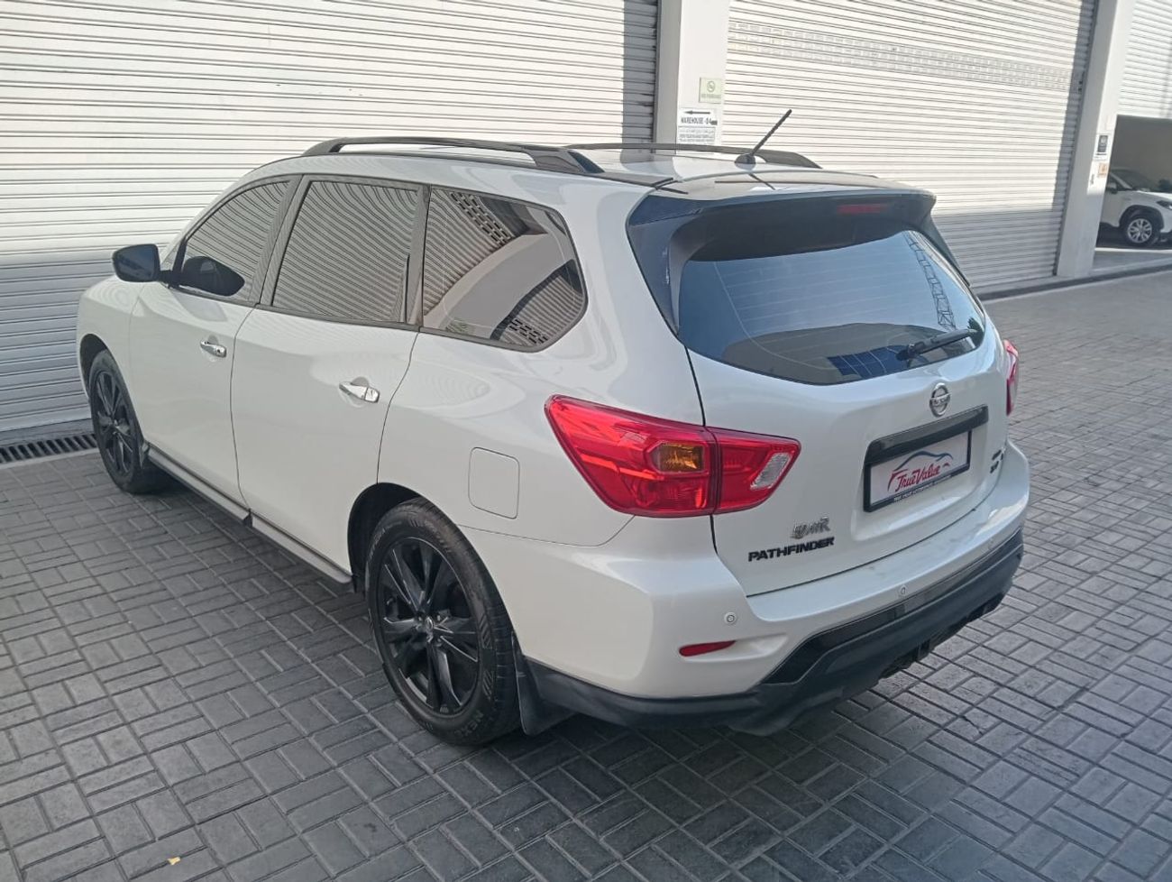 نيسان باثفايندر