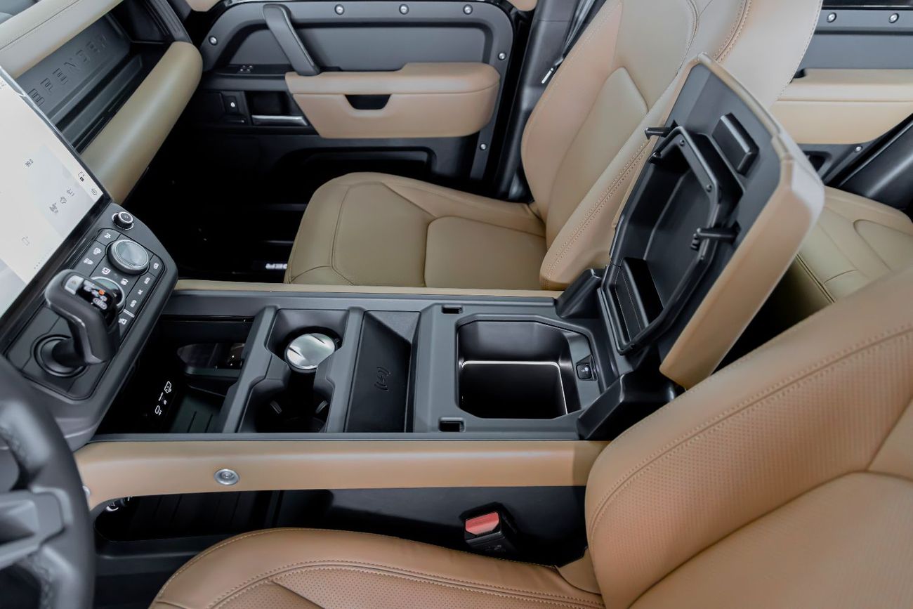 Land Rover Defender Land Rover Defender X-Dynamic HSE P400 - 2026 - GCC (Export)