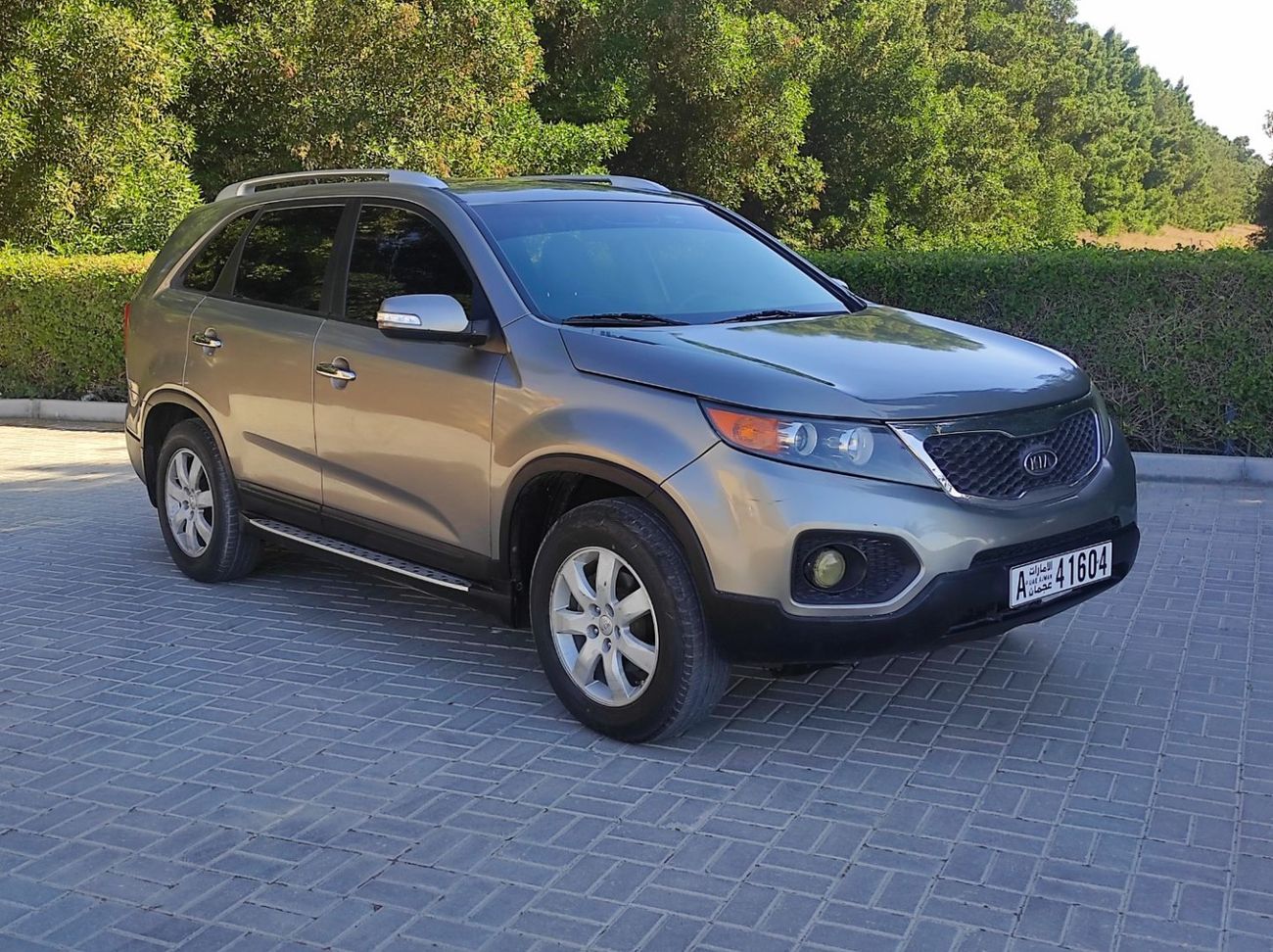 كيا سورينتو Base 3.3L AWD Kia Sorrento 2013 usa V6 7 seater full automatic