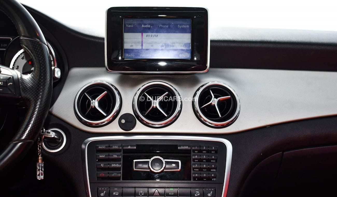 Mercedes-Benz GLA 250