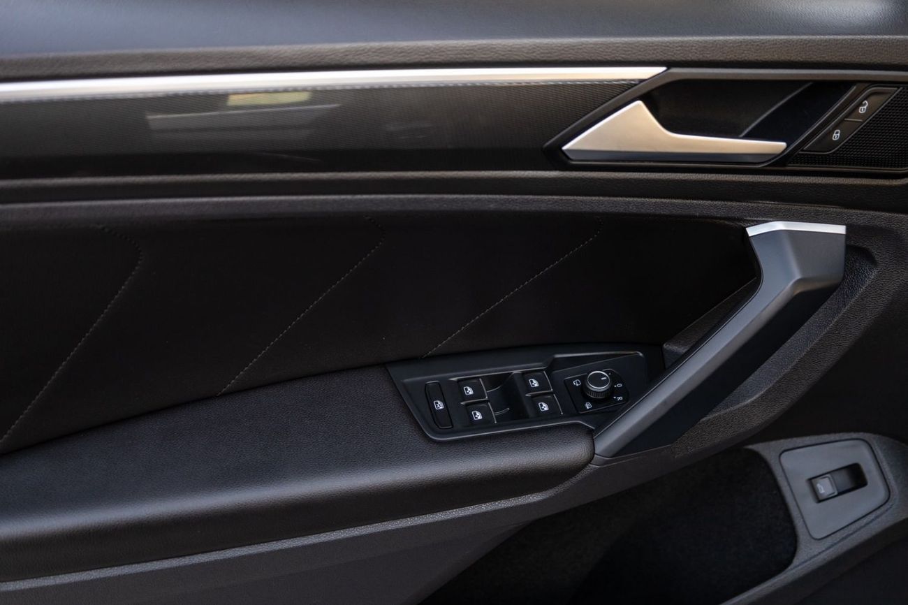 Volkswagen Tiguan SEL Volkswagen Tiguan 2020 GCC | Warranty for 983.00 AED monthly