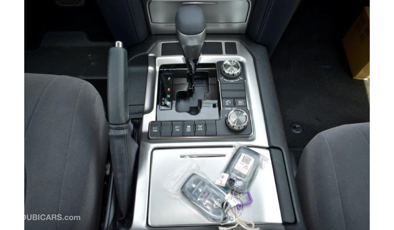تويوتا لاند كروزر 200 VX V8 5.7L PETROL 8 SEAT AUTOMATIC