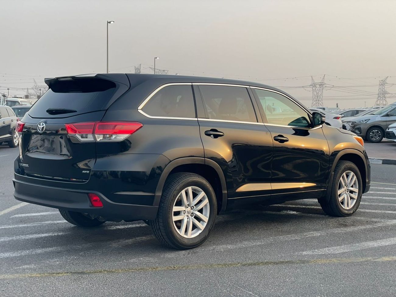 Toyota Highlander 2015 Toyota Highlander LE MidOption+ 3.5L V6 - AWD 4x4  Full 7 Seater Leather - Rear CAM -