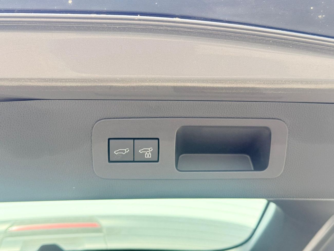 Lexus LX 700h Signature