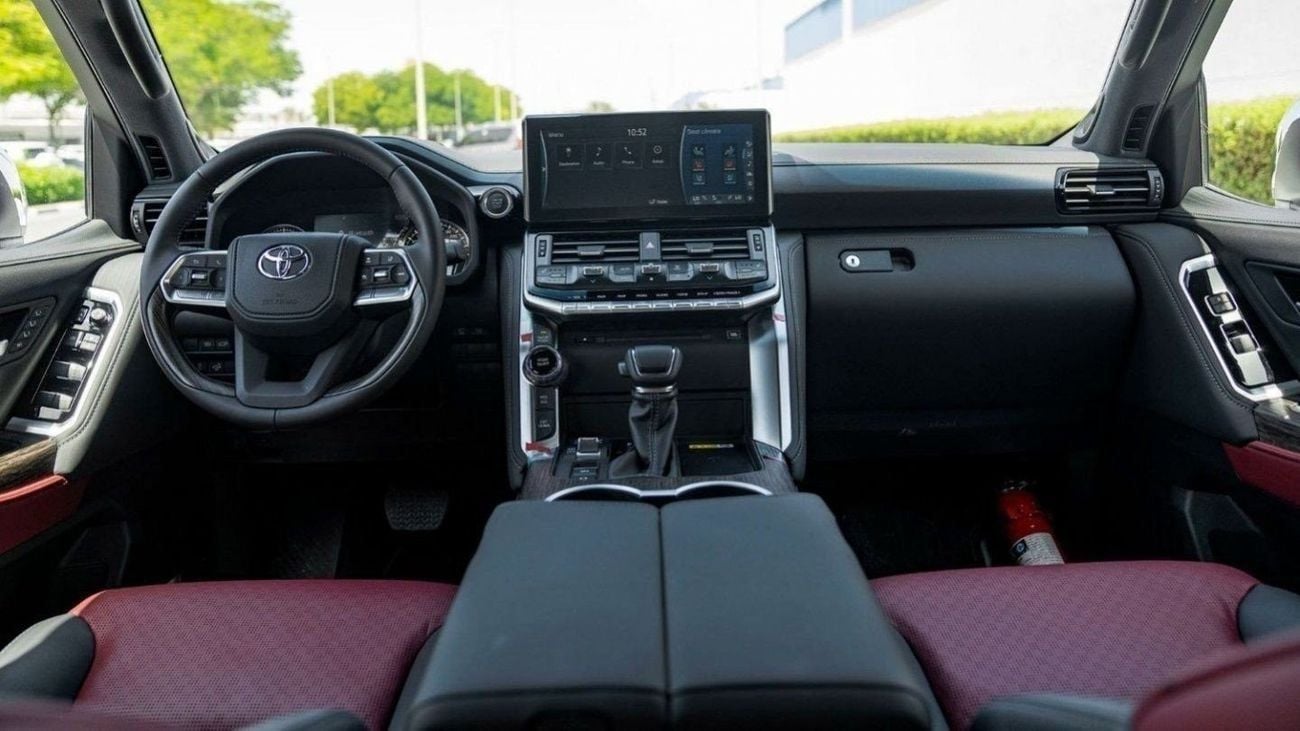 Toyota Land Cruiser VXR LAND CRUISER VXR 3.3L TWIN TURBO PETROL 2025