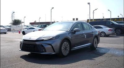 Toyota Camry LUMIERE HEV Lumiere 2.5L HYBRID | GCC Specs | Brand