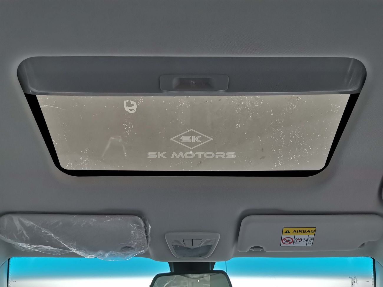 Chevrolet Captiva 1.5L, 17" Rims, Driver Power Seat, Parking Sensors, Front & Rear A/C, Sunroof (CODE # CHCA01)