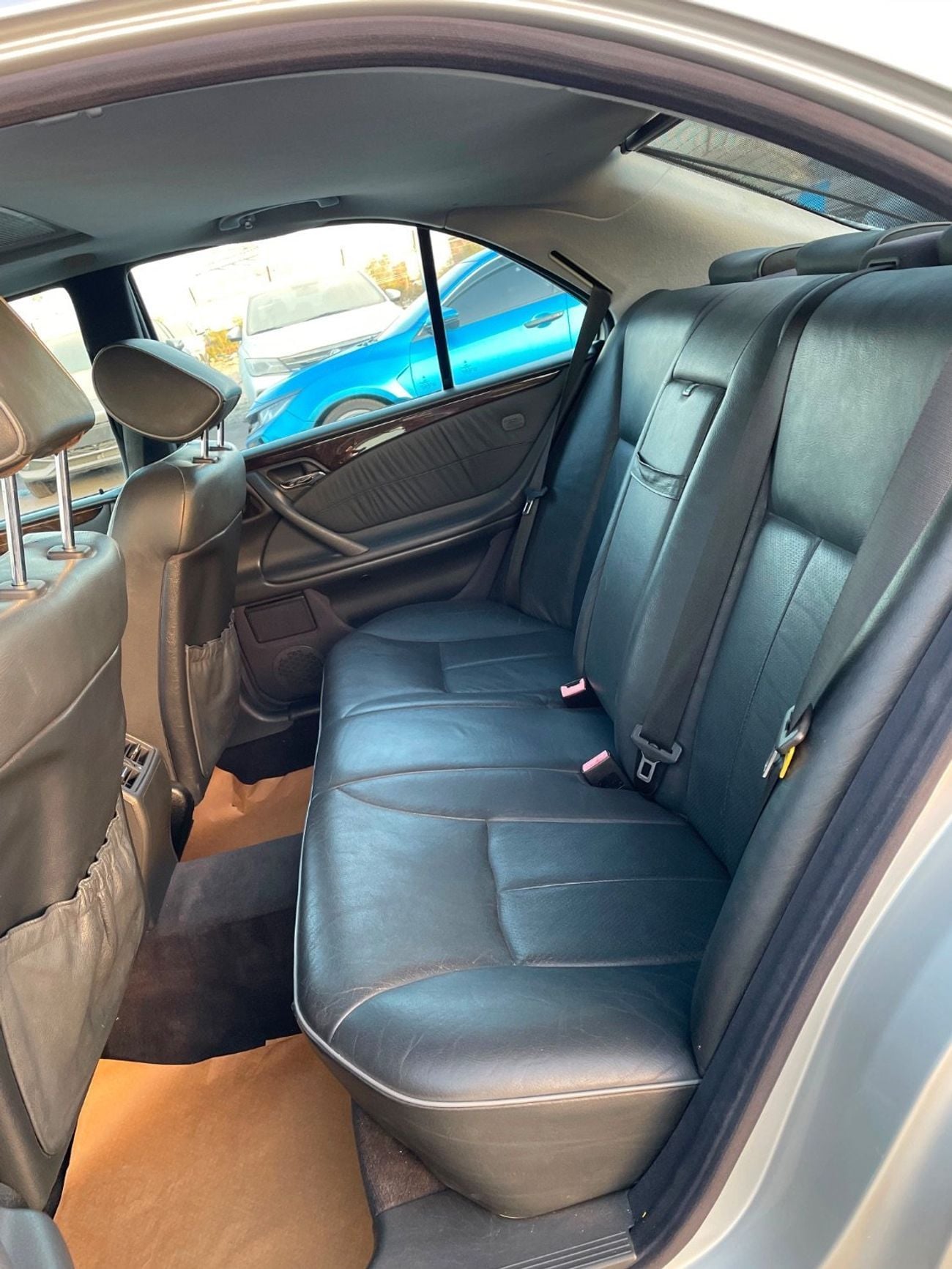مرسيدس بنز E 320 STD